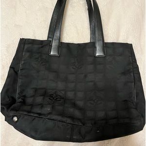 CHANEL TOTE BAG (authentic)